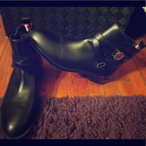 Tommy Hilfiger boots